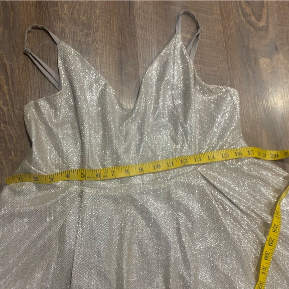 GUC Lulu’s lookout weekend sparkly gold skater dress with pockets size XL - Picture 9 of 14
